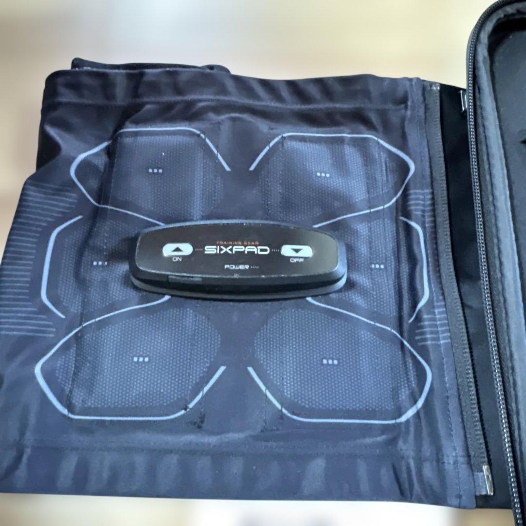 SIXPAD EMS腹筋トレーニング器具 EMSトレーニング・ギア『SIXPAD』から、フィットネスのための新