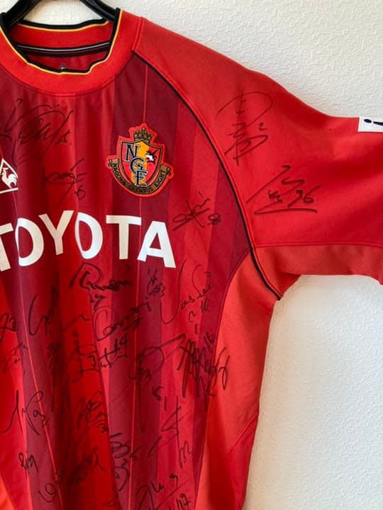 名古屋グランパスエイト サイン入りユニフォーム 楢崎正剛 他 寄せ書き