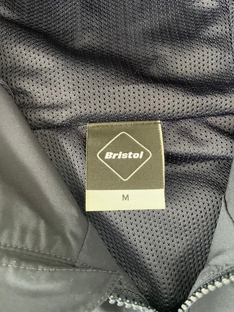 定価90000円　F.C.Real Bristol Mサイズ　セットアップ