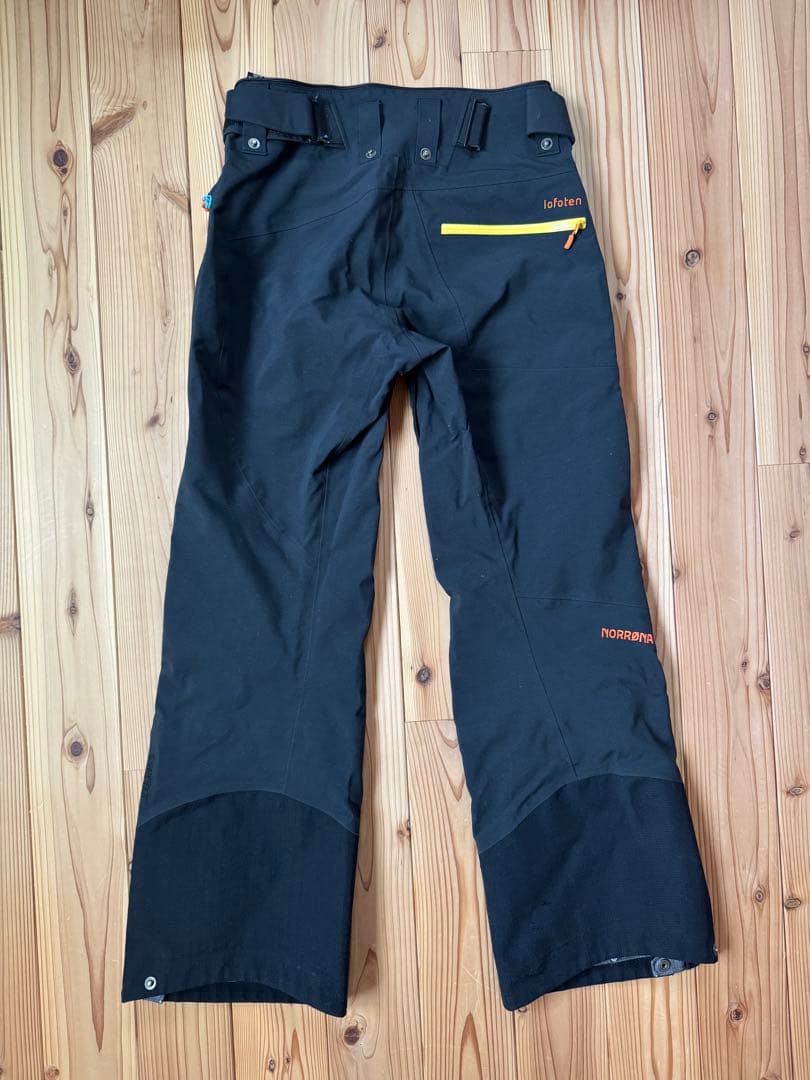 Norrøna スキー・スノボウェア lofoten レディース 黒 - メルカリ