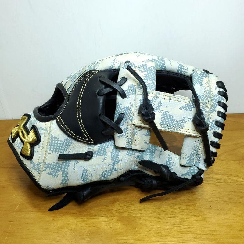 アンダーアーマー WHITE CAMO 限定モデル カモ柄 内野用 軟式グローブ