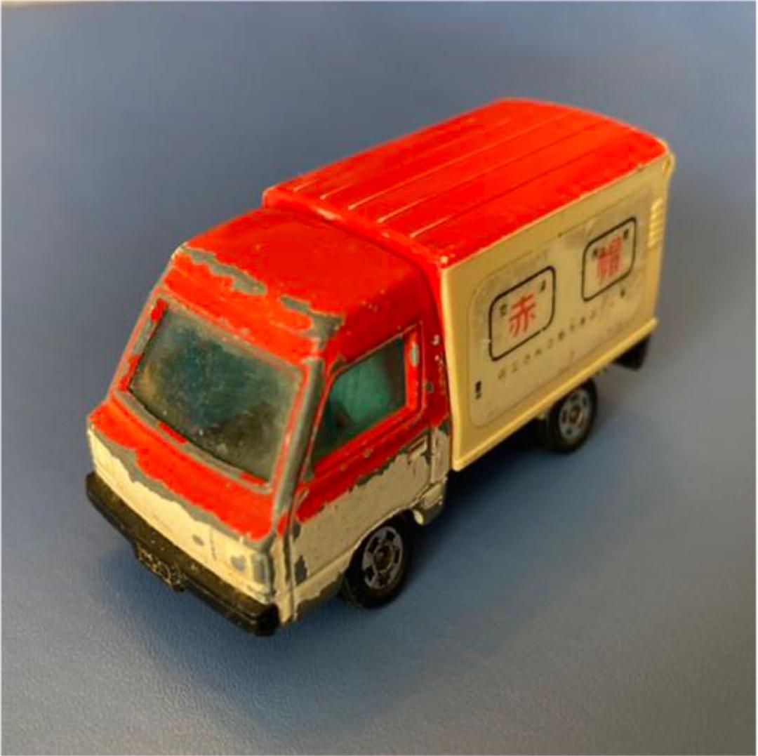 トミカ スバル サンバー 赤帽 日本製 - メルカリ