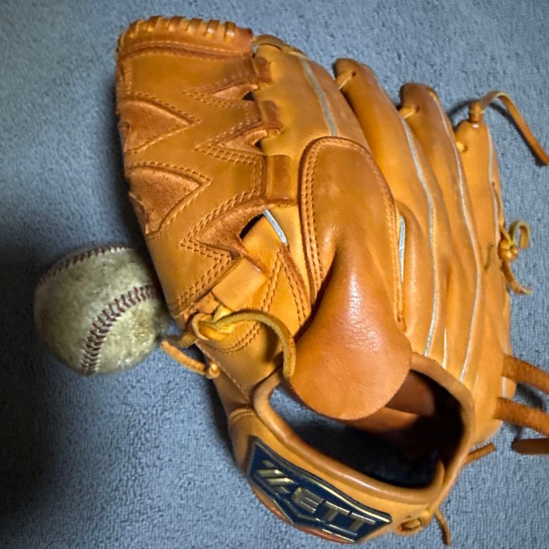 硬式グローブ　投手用　左　硬式ボール付 展示会限定モデル【ATOMS】硬式用グローブ 左投げ投手用 西窪職人作