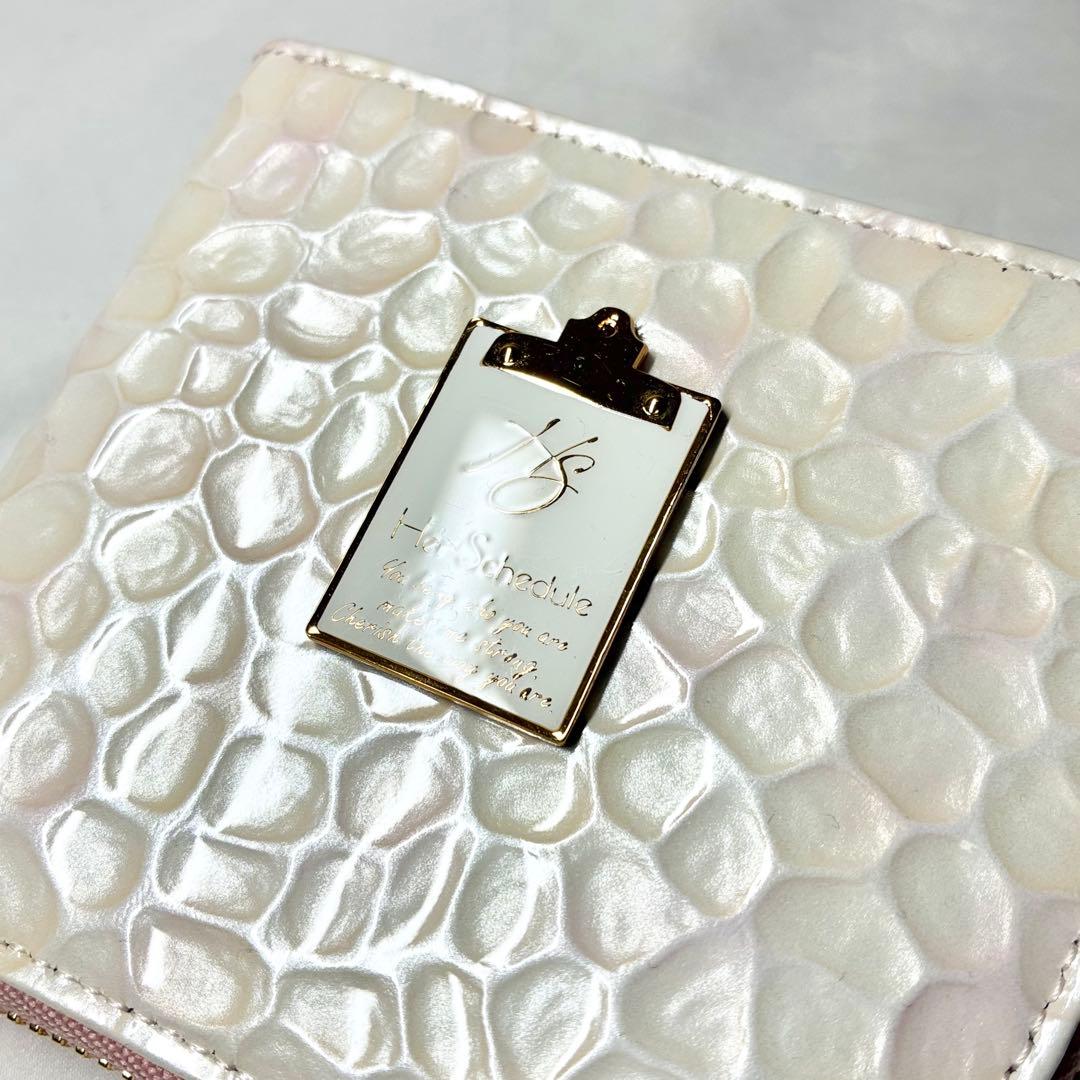 未使用級】 ハースケジュール チュレット 二つ折り財布 ホワイトローズ