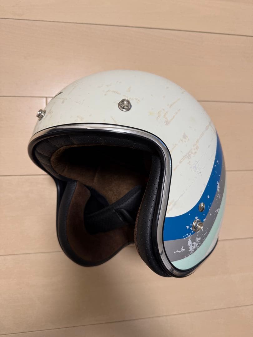 Vespa ベスパ　 ジェットヘルメット ストライプ　ビンテージデザイン ベスパの純正ヘルメットが日本でも販売開始！ カラー展開は計5色、人気