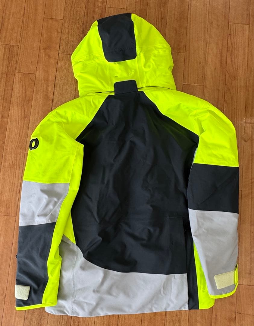 25/26モデル DEM OUTERJACKET & SIDEOPENPANTS