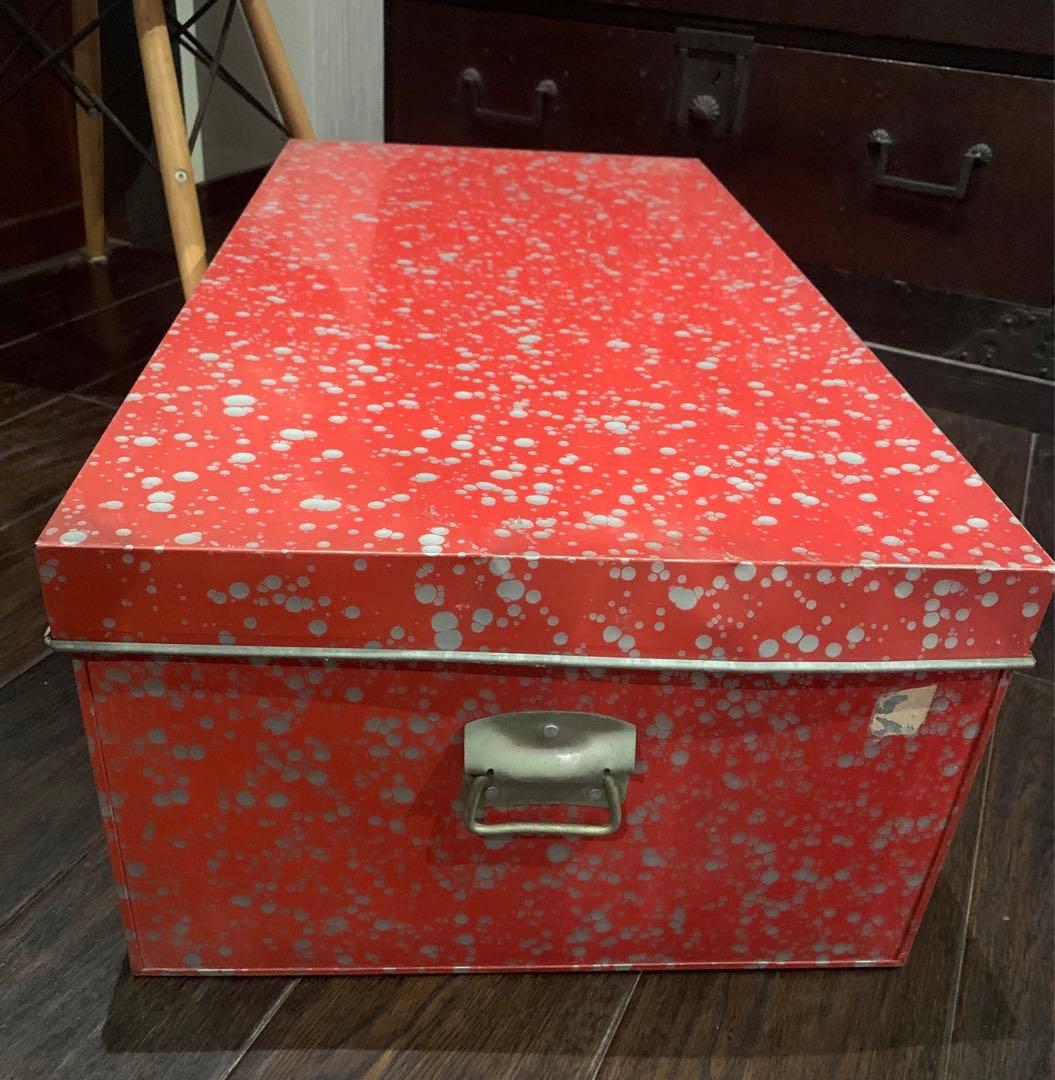 衣装ケース レトロ ブリキ缶 - メルカリ
