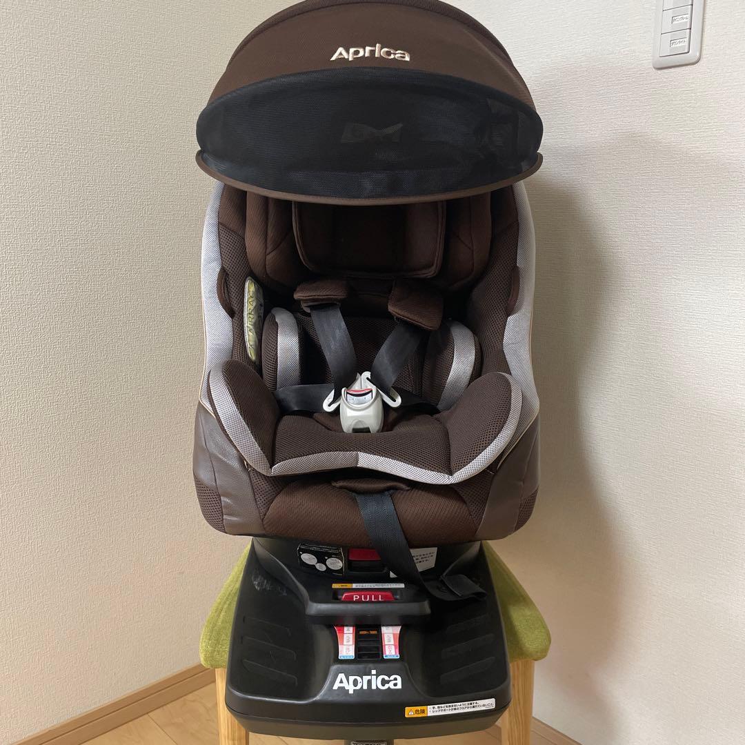 アップリカ クルリラ ISOFIX モアレブラウン BR 93499 - メルカリ