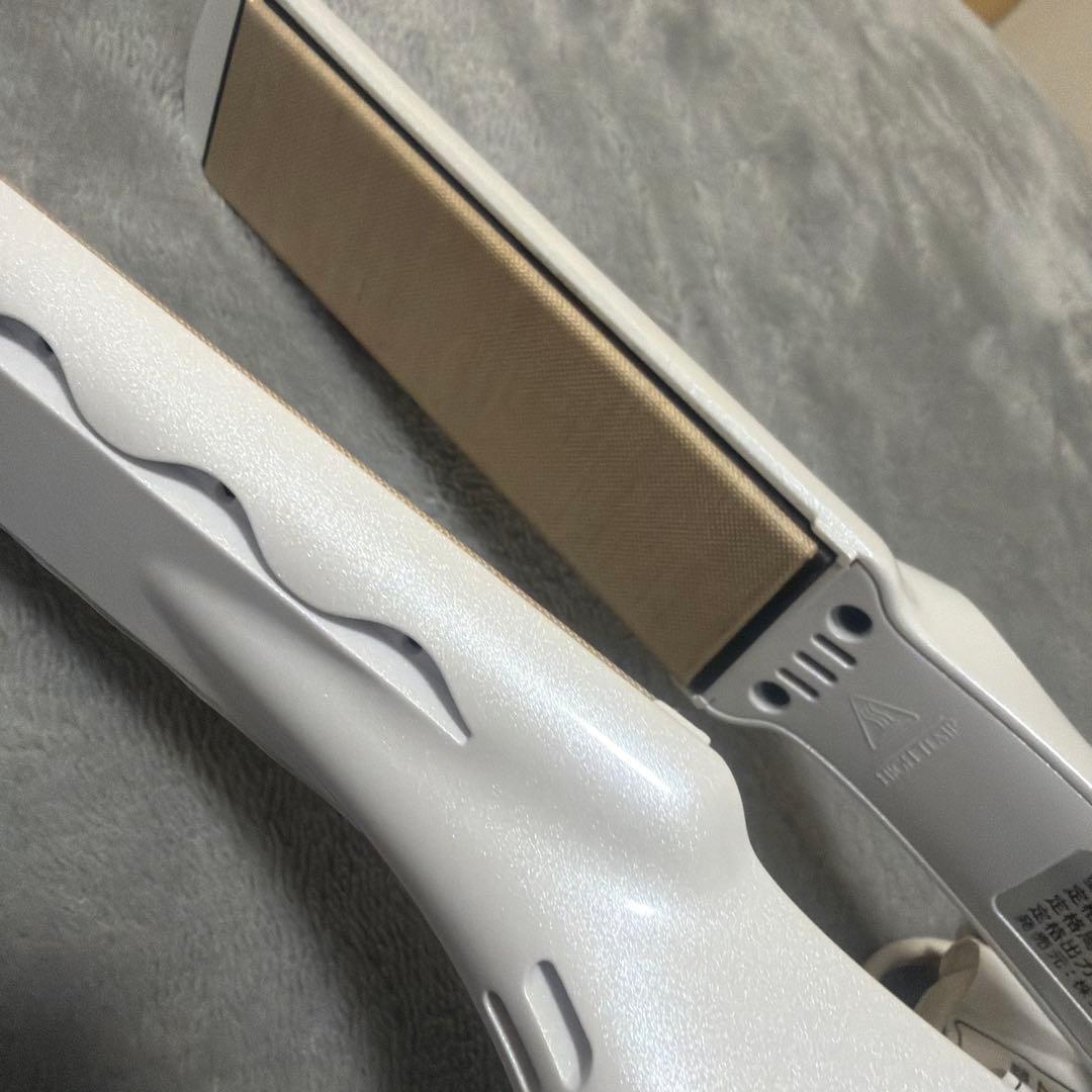 絹女 -KINUJO- ストレートヘアアイロン LM-125