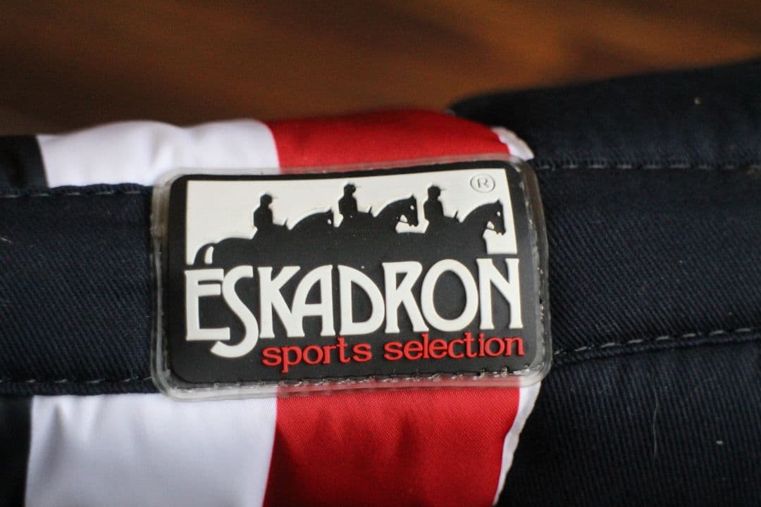 乗馬用品 馬具 ESKADRON ゼッケン - メルカリ