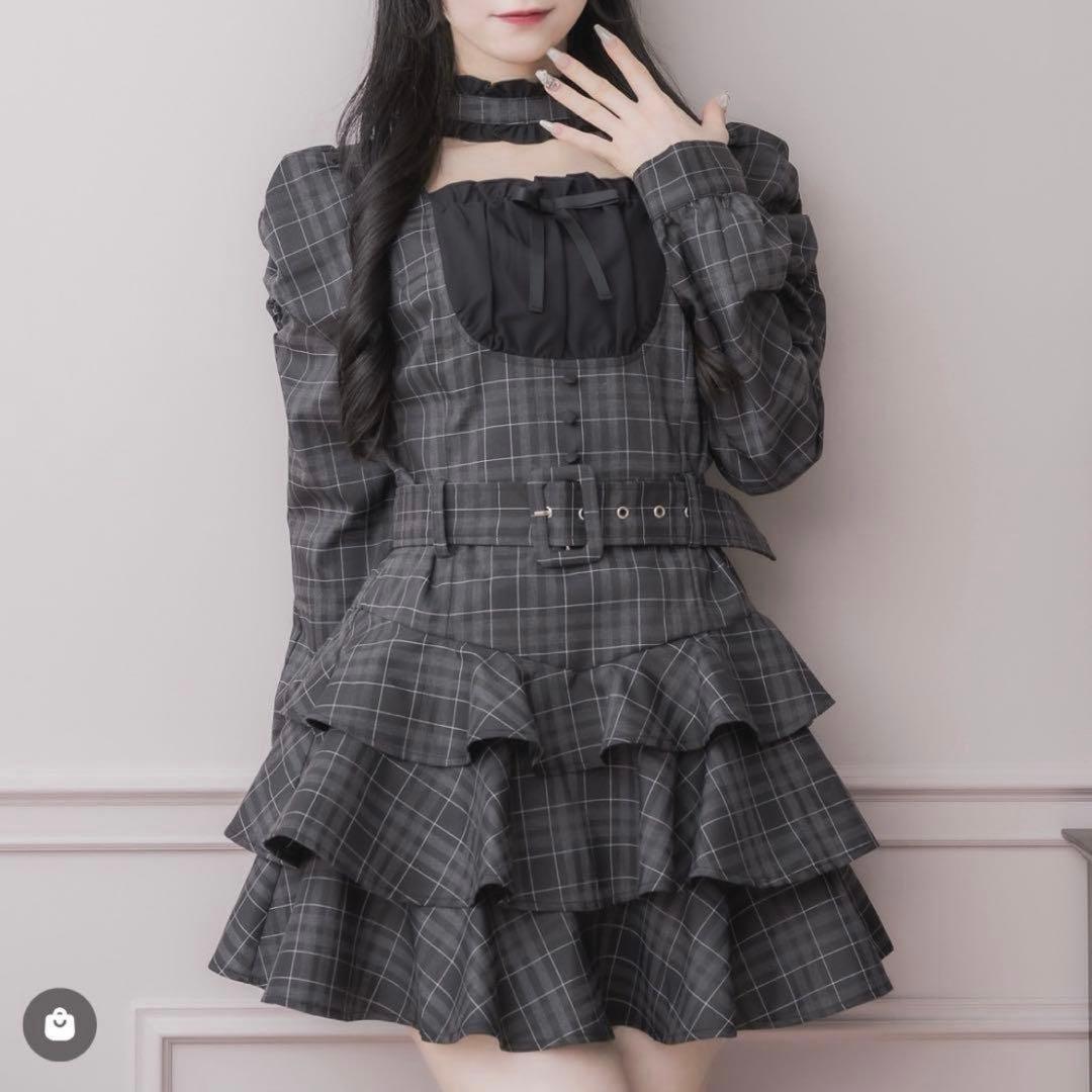 pium ピウム チョーカーフリルティアードワンピース