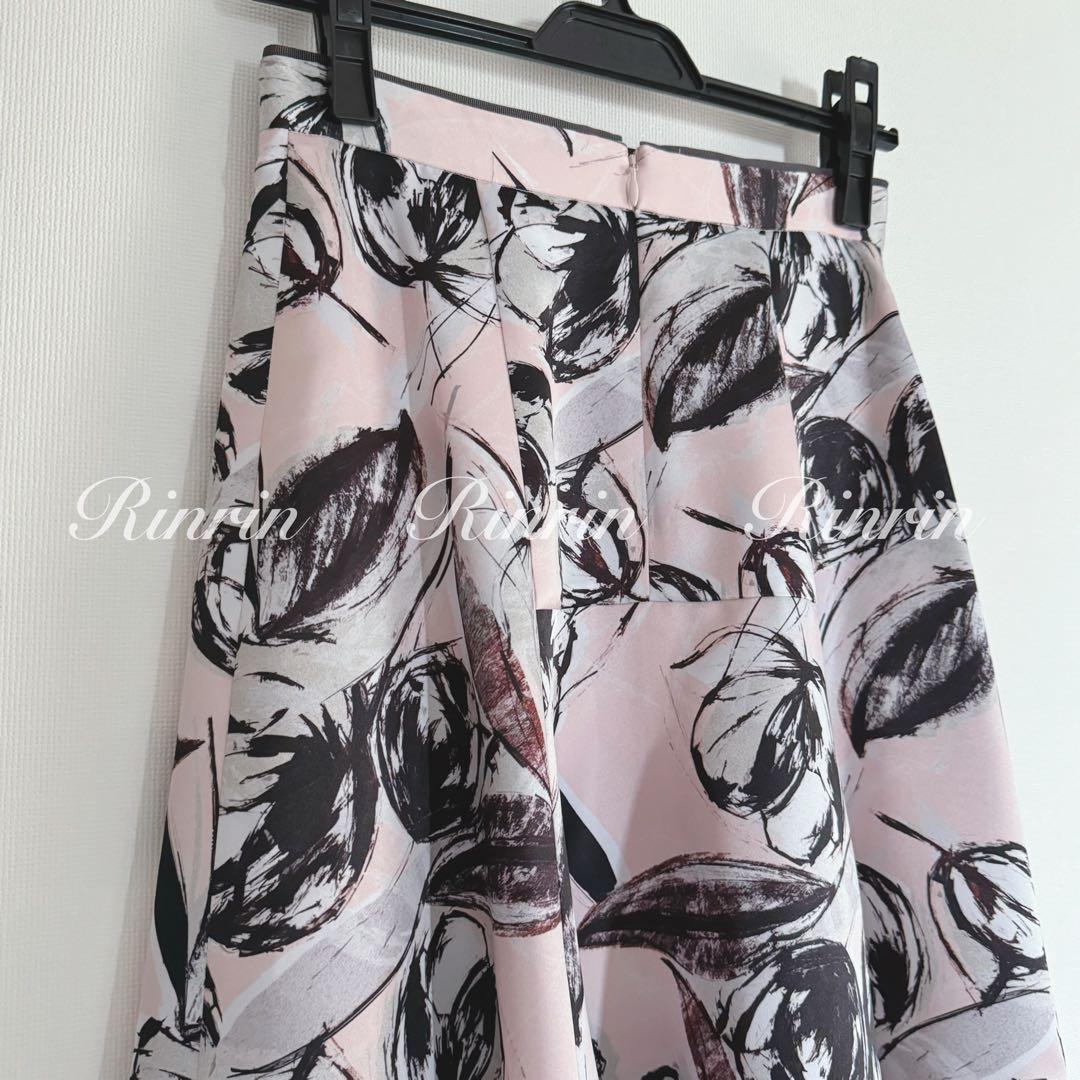 未使用タグ付き】ANAYI ドローイングフラワープリントフレアスカート