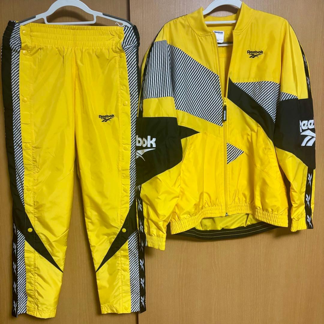 【完売品】Reebok クラシック セットアップ ジャージ サイズM/S Reebok（リーボック） セットアップ /オーバーサイズ ロゴスウェット