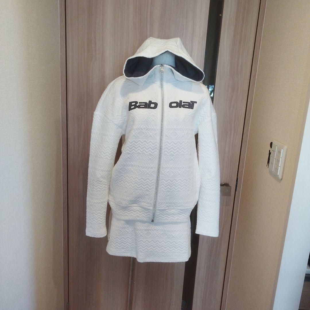 み*ん様 バボラ(Babolat)キルト風スウェットパーカーとスコート2点