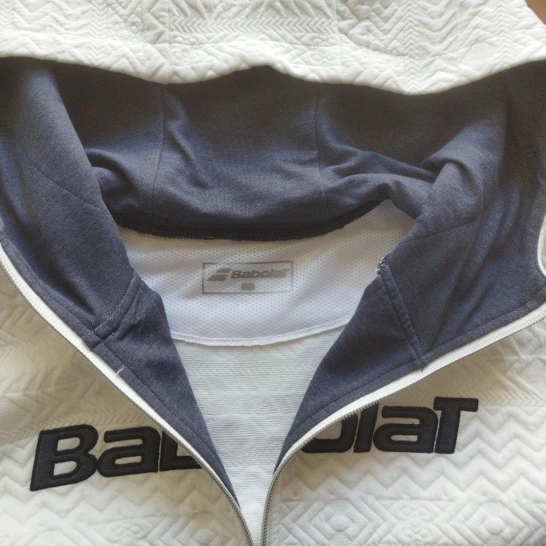 み*ん様 バボラ(Babolat)キルト風スウェットパーカーとスコー