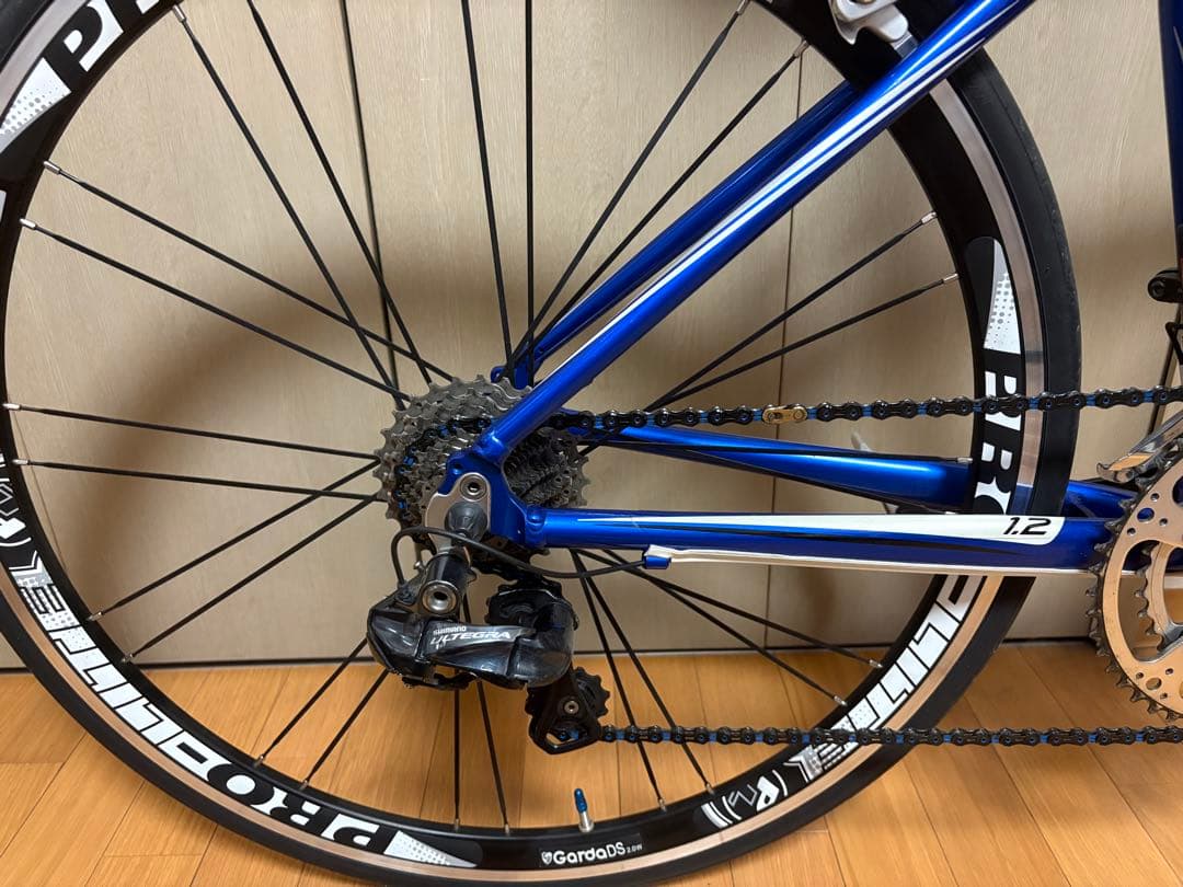 引取限定】TREK 希少650c 電動コンポdi2バッテリー充電器付き