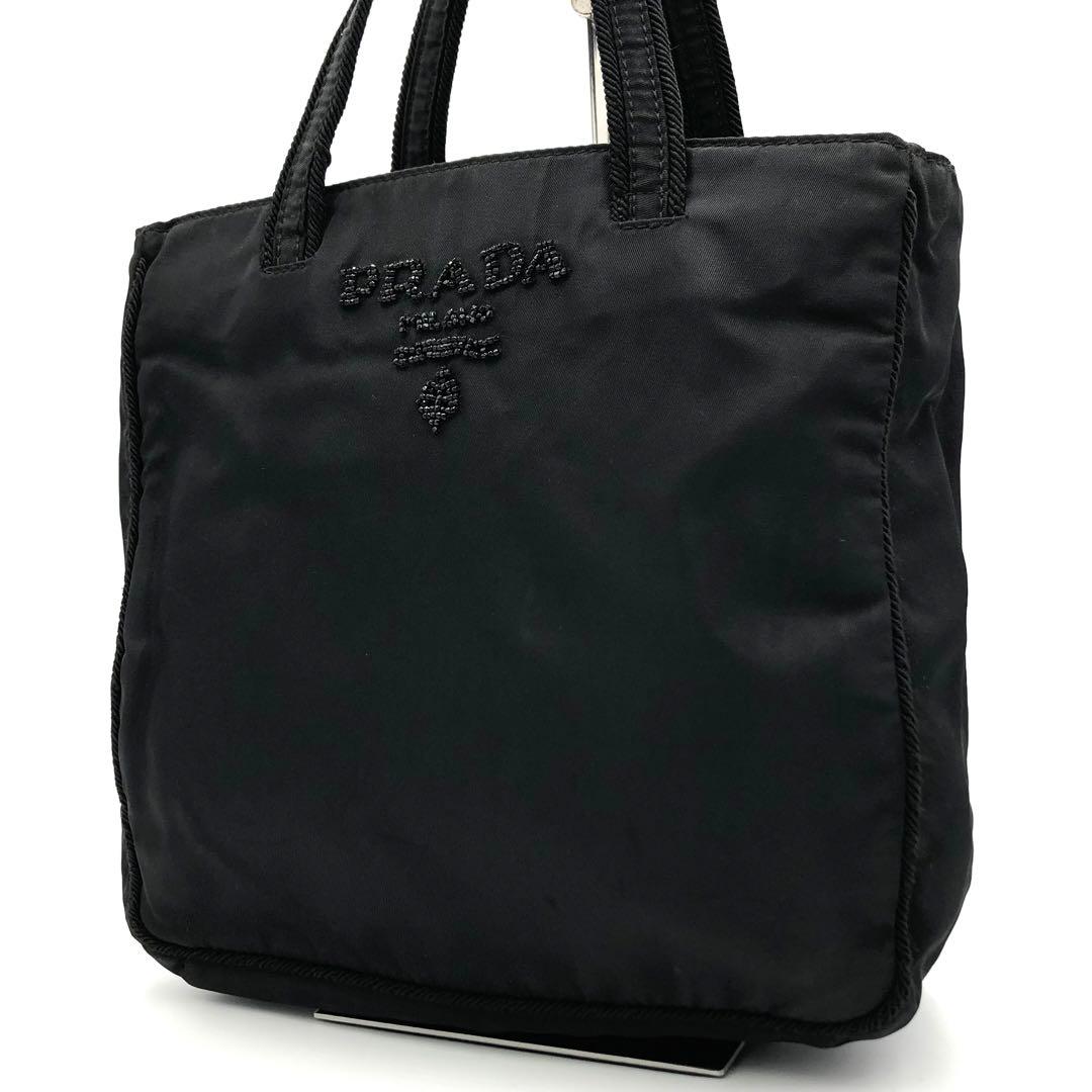 草間彌生 コラボ スカーフ ユニクロ ワニ 月食