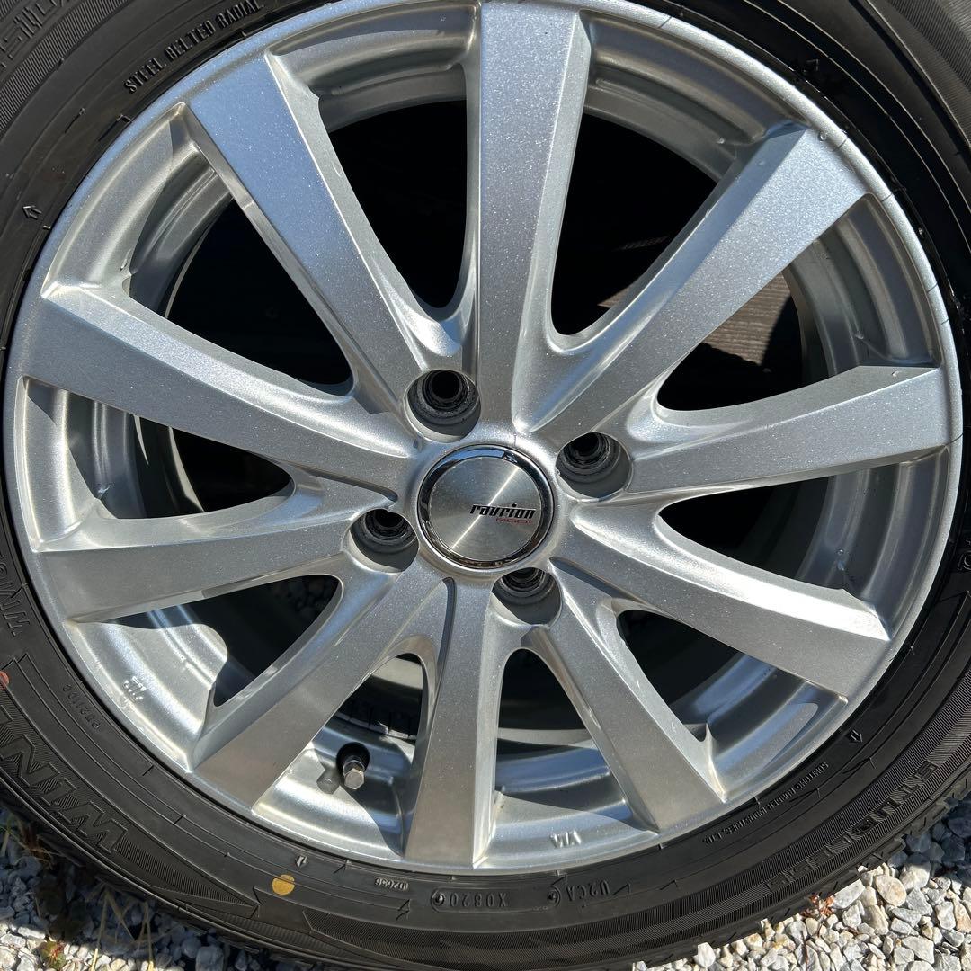 トヨタ アクア・ヤリス 185/60R15 スタッドレス+アルミ4本セット