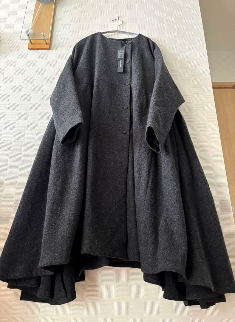 新品タグ付 ミズイロインド ノーカラーギャザーワイドコート