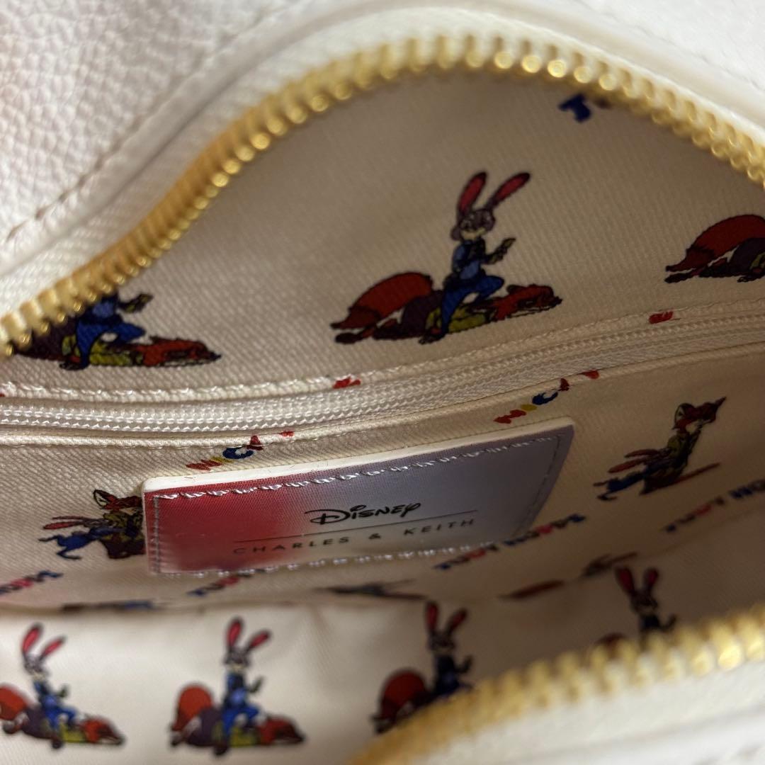 ズートピア CHARLES＆KEITH ショルダーバッグ - メルカリ