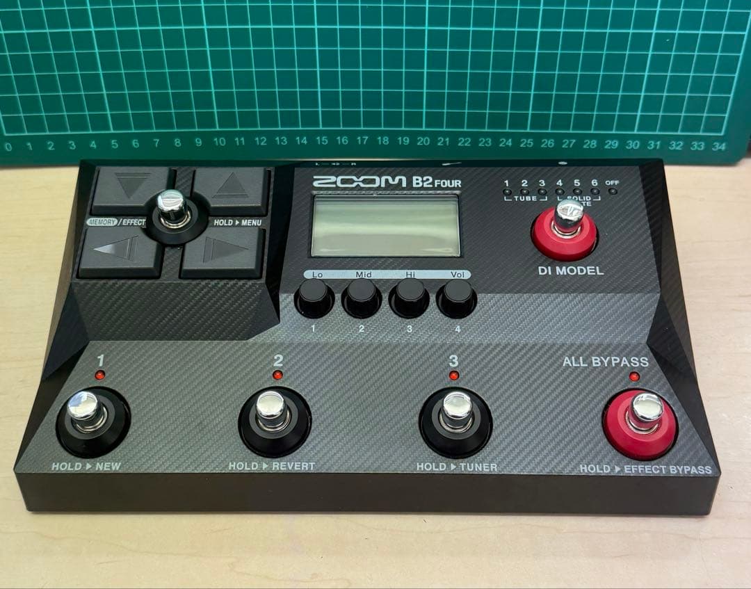 【美品】Zoom B2FOUR ベース用エフェクター marks-music_zoom-b2four-a