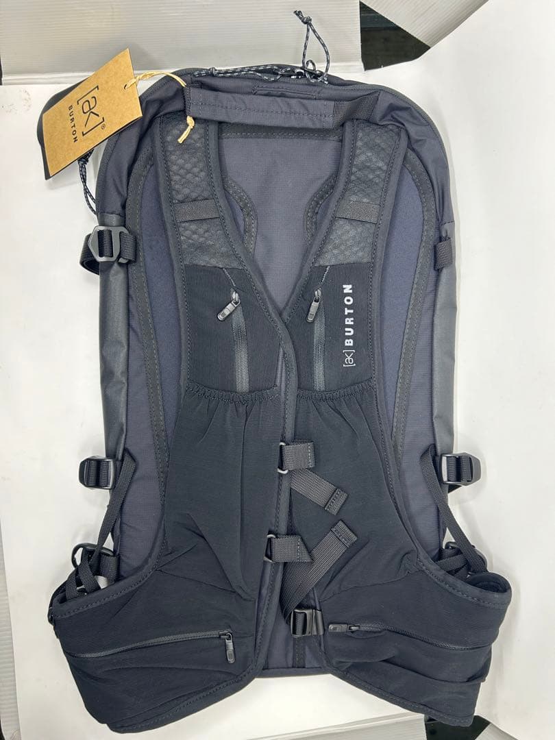 新品】BURTON AK SURGENCE TOUR PACK 18L - メルカリ