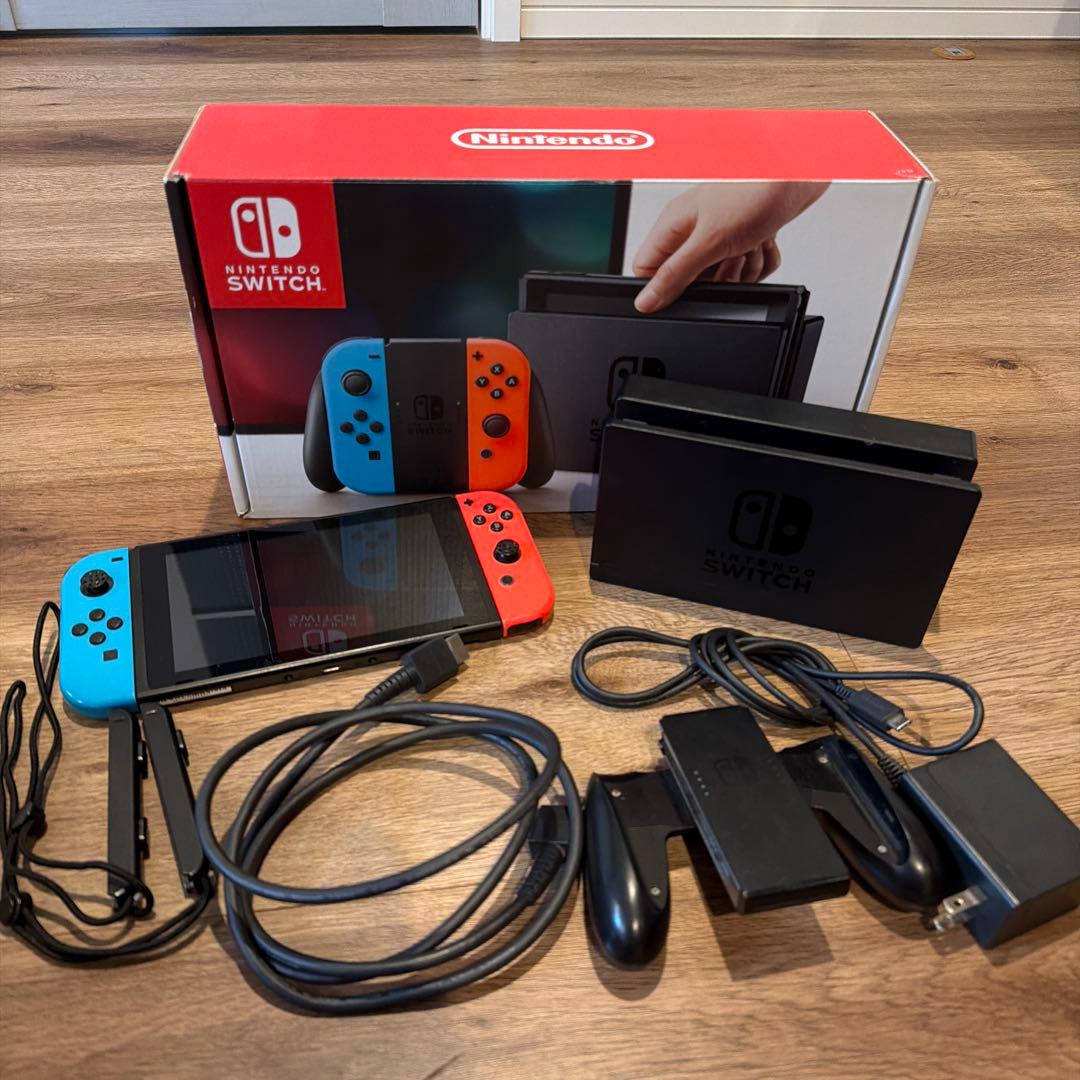 ジャンク品)Nintendo Switch 本体 青/赤 Joy-Con