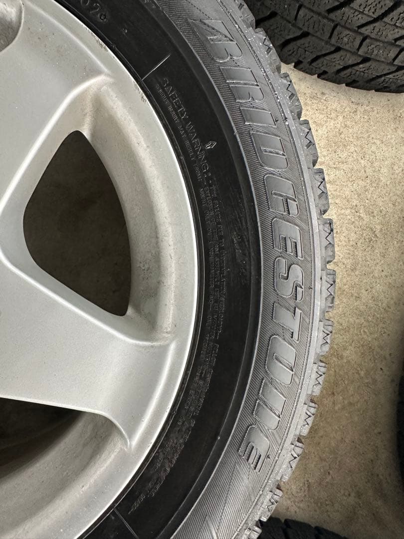 送料無料 195/65R15 冬タイヤブリヂストン プリウスから取外 - メルカリ