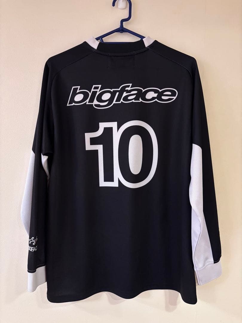 Jimmy NBA Jimmy Butler BIGFACE 長袖サカシャツ 黒/白 Butler Opens