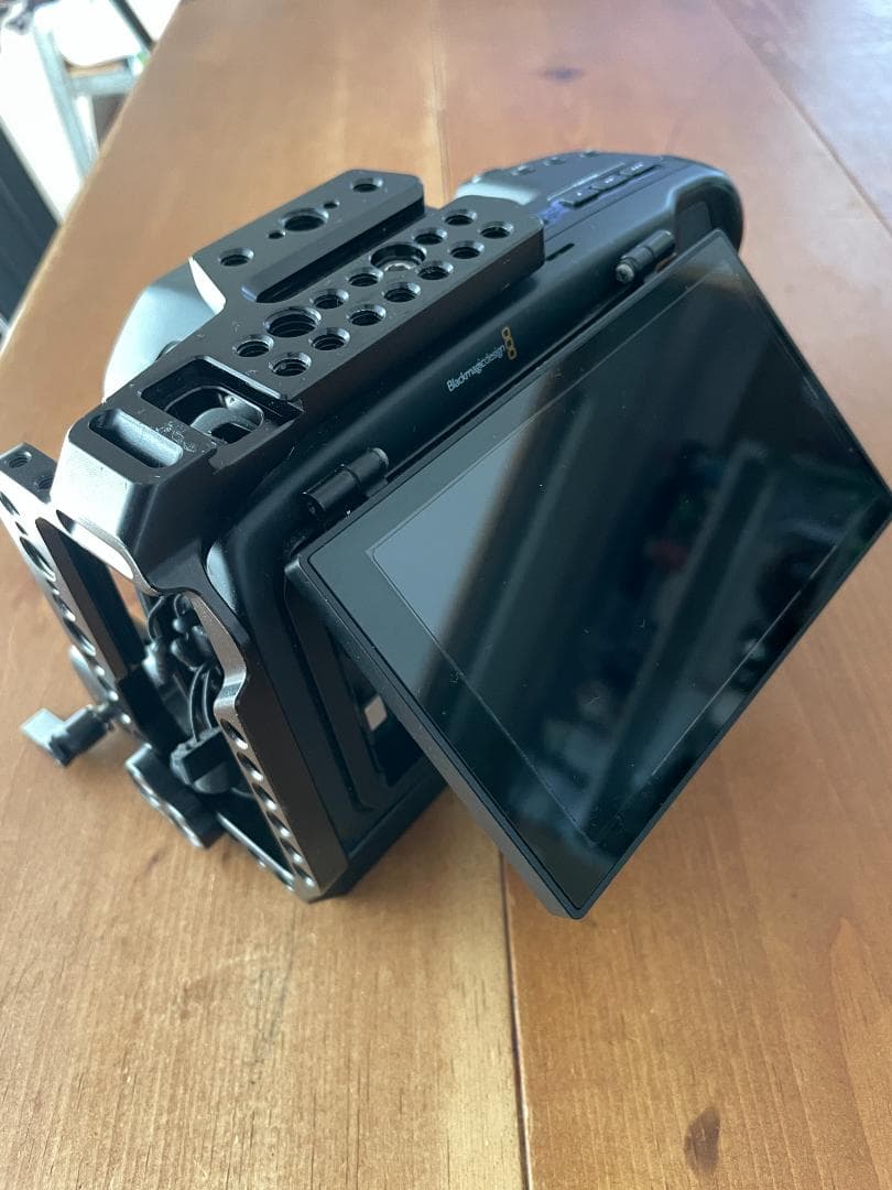 希少BMPCC6K TITLA モニターフリップver - メルカリ