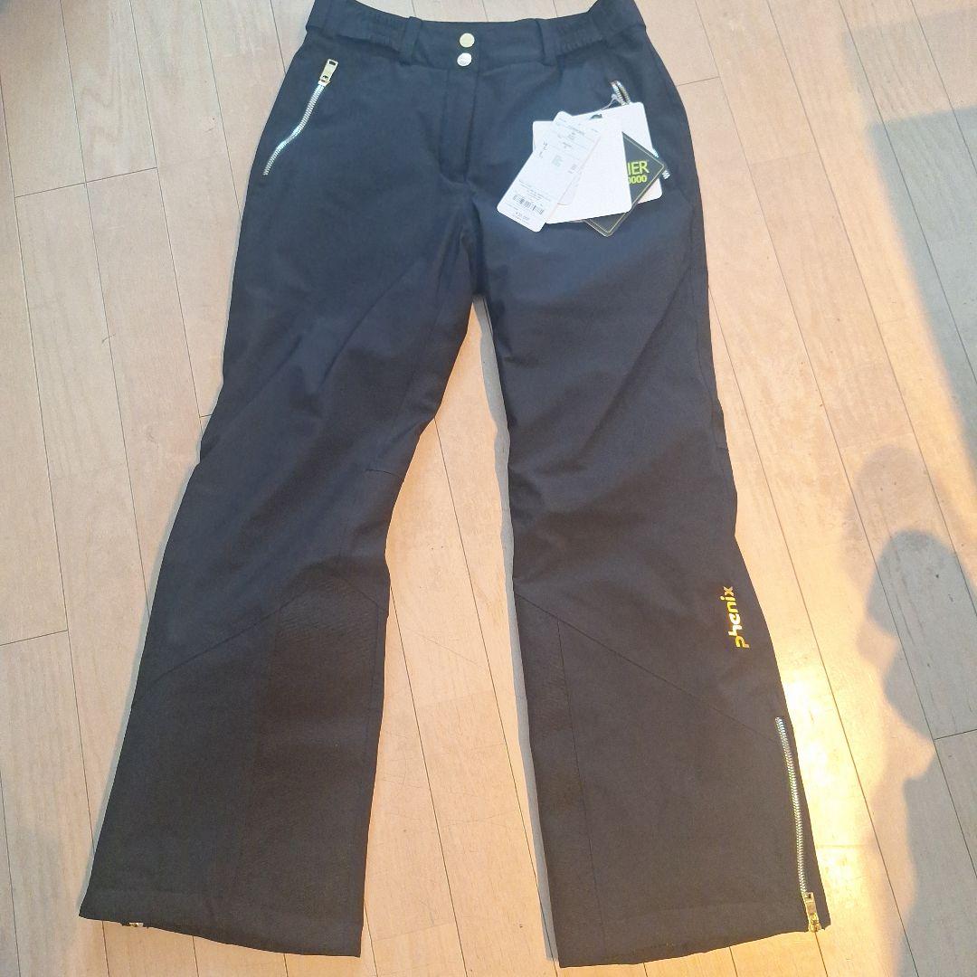新品未使用　フェニックス　スキー　スノーボードウェア ブラック レディース フェニックス（PHENIX） 【22日限定！全品P10倍！】スキーウェア