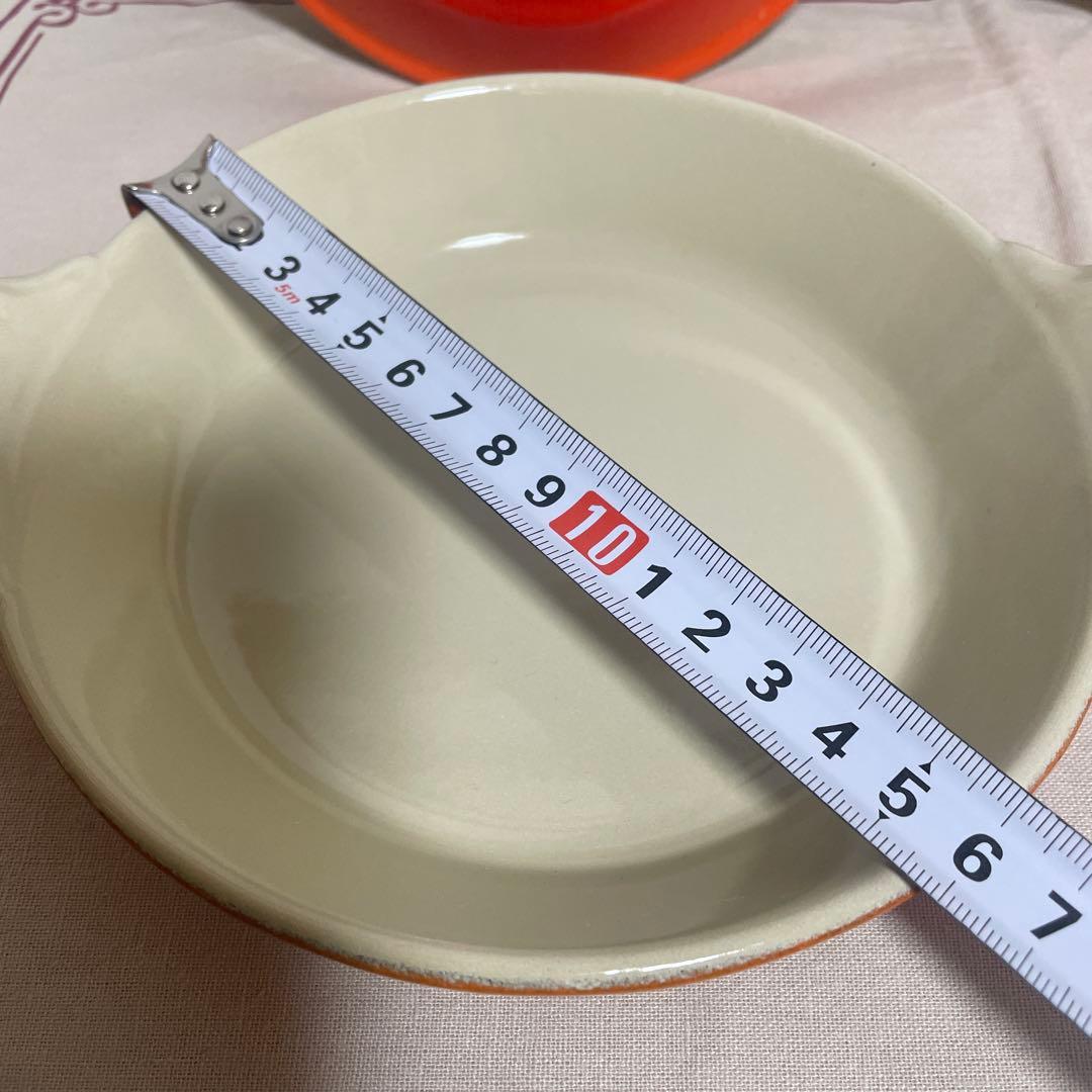 《美品》レア!!ルクルーゼ 4個セット ミニ鍋 ラウンド シャローキャセロール