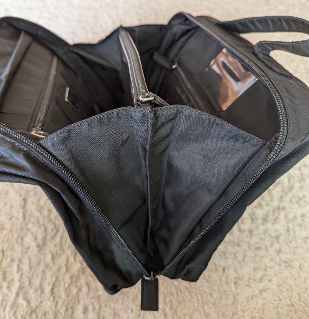 PRADA B69095 プラダ メイク ポーチ コスメバッグ 1997年 中古 - メルカリ