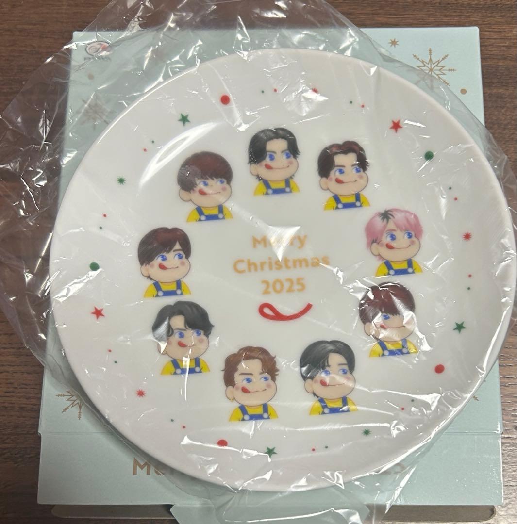 SnowMan 2025 不二家クリスマスプレート - メルカリ