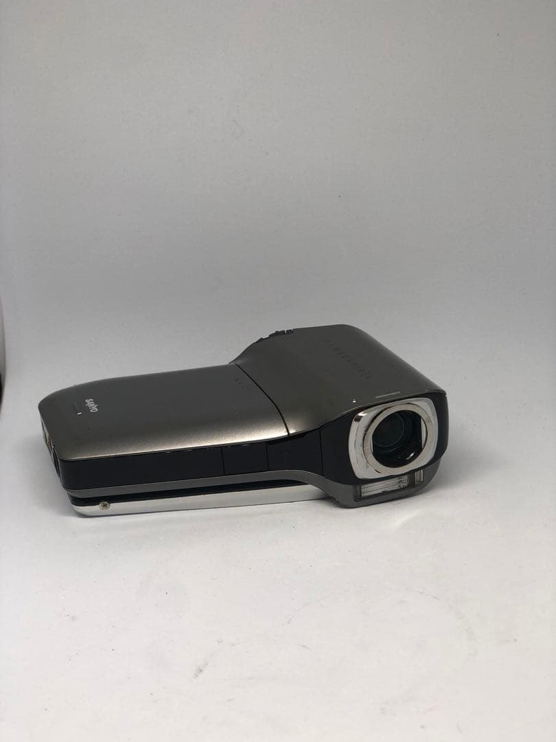 SANYO Xacti 7.1メガピクセル ビデオカメラ - メルカリ