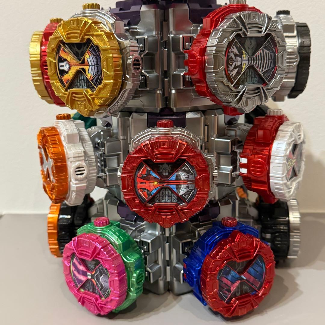 DXライドウォッチ19個+ダイザー 劇中プロップ風塗装 竜頭発光・大音量