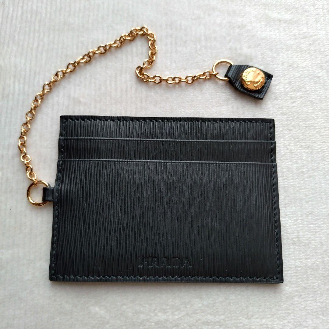 PRADA 長財布 パスケース ゴールドロゴ ブラック ヴイッテロムーブ