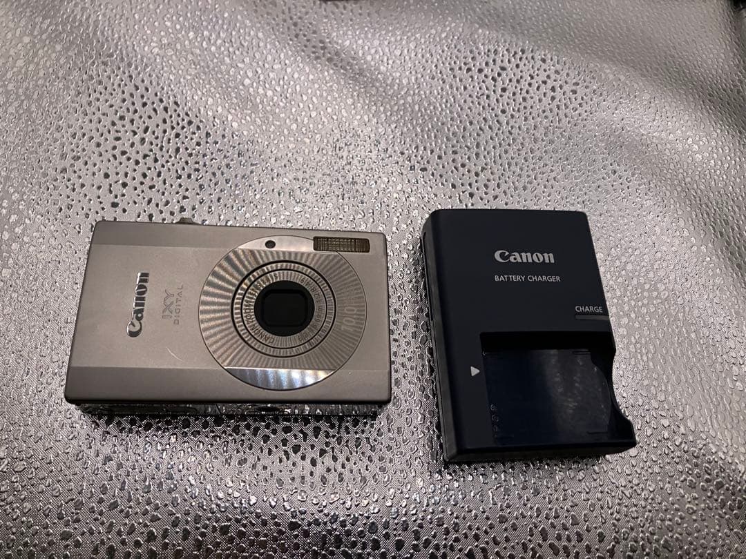 Canon IXY DIGITAL 95 IS シルバー｜動作確認済｜充電器付き