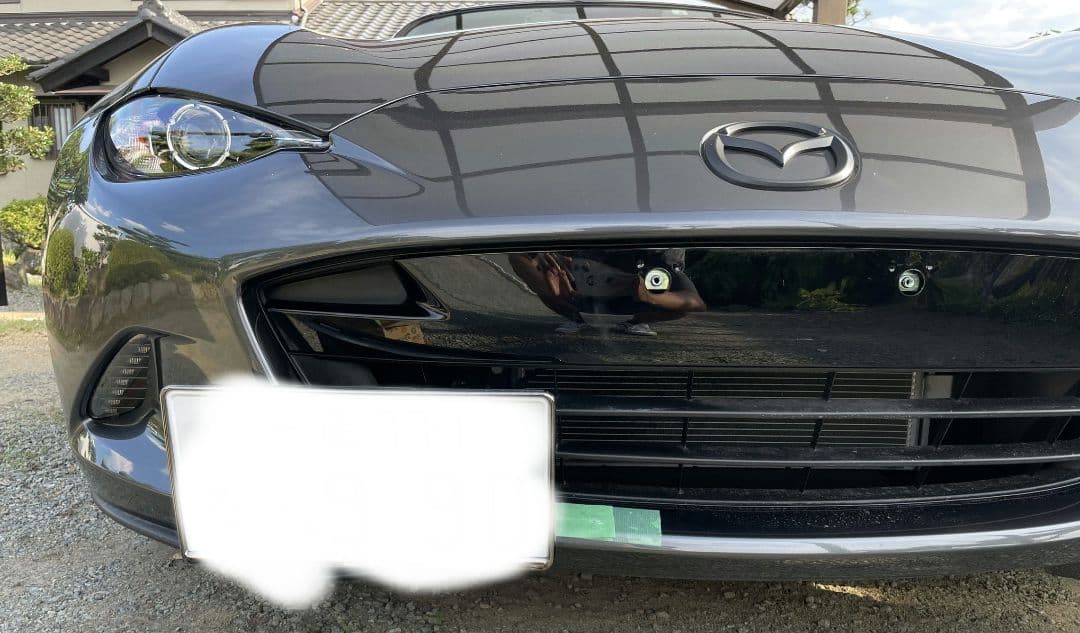 マツダNDロードスター ナンバープレートオフセットステー 右側用