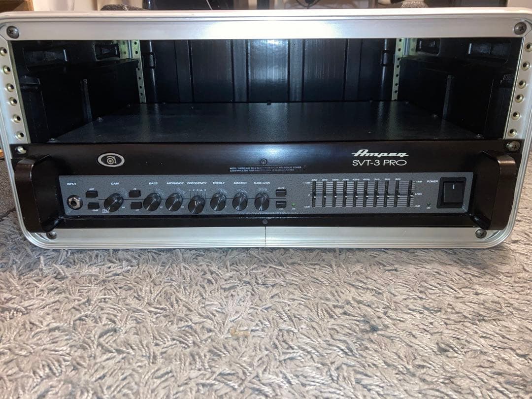 【ジャンク】Ampeg SVT-3 PRO ベース用アンプ　4Uラック付き ジャンク】Ampeg SVT-3 PRO ベース用アンプ 4Uラック付き ジャンク