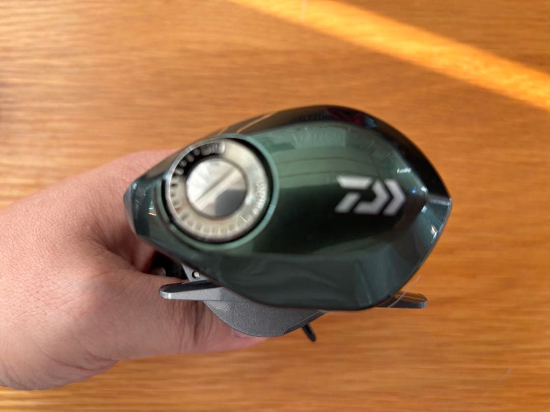 ALPHAS AIR STREAM CUSTOM 7.2R ルアー用ベイトリール