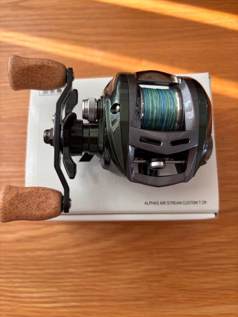 ALPHAS AIR STREAM CUSTOM 7.2R ルアー用ベイトリール