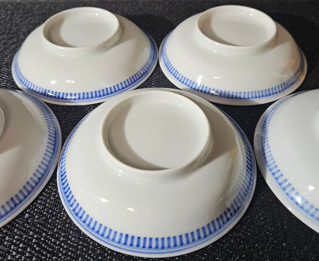 江戸時代末期〜明治時代　色鍋島　草花図 裏　櫛目文様　12.2cm　四寸皿5客