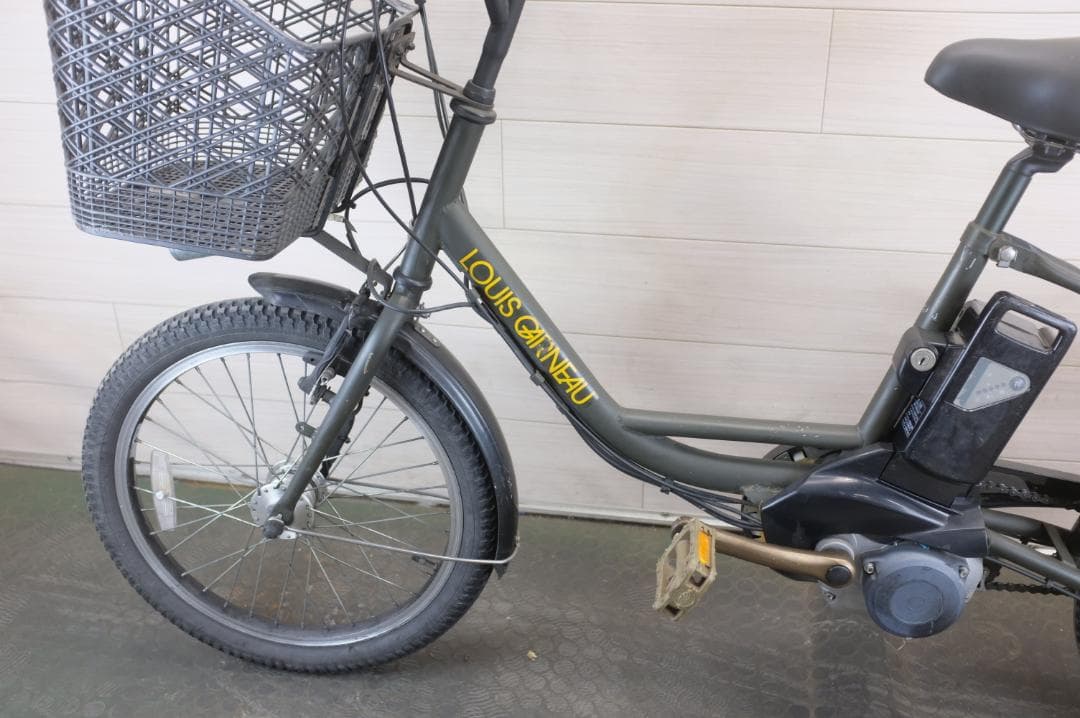 emu 様専用)LOUIS GARNEAU 18インチ3段6.6Ah 7日内発送 - メルカリ