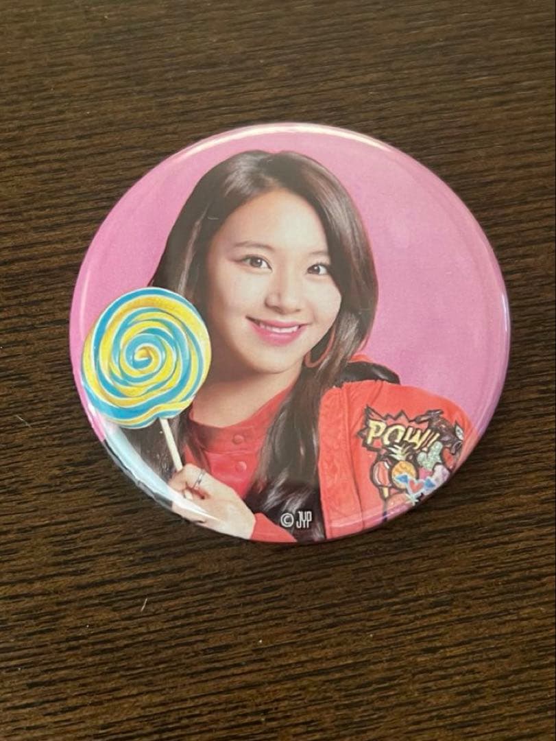 TWICE 缶バッジ チェヨン キャンディポップ - メルカリ