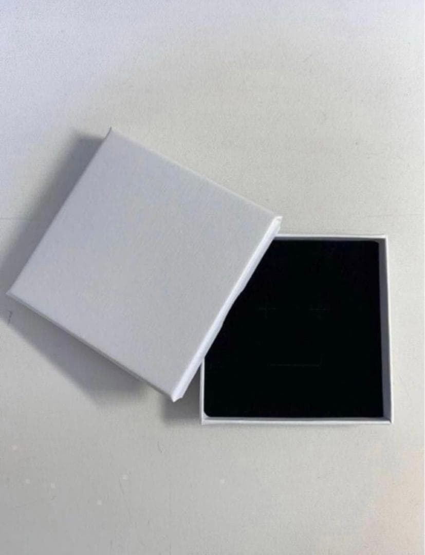 0.5ct K18天然ダイヤモンド片耳ピアス　中央宝石研究所ソーティング付き