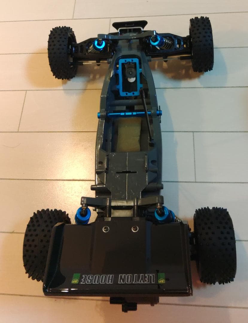 美品・走行2回】タミヤ DT-03 OPパーツ付き LEYTON HOUSE - メルカリ