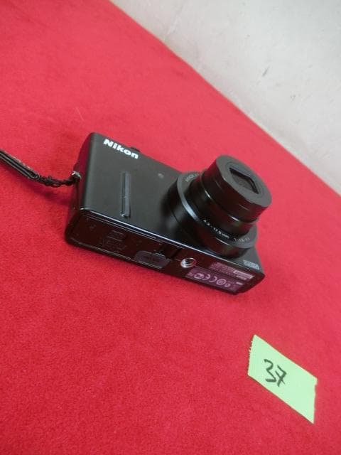 べ*ん様 37：Nikon COOLPIX P300 ニコン デジカメ ジャンク