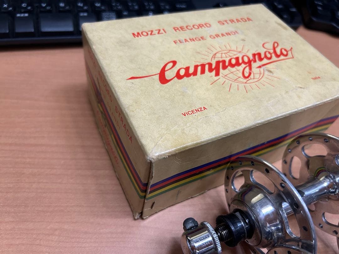 カンパニョーロ レコード ラージフランジ前後ハブ 36H 直クイック