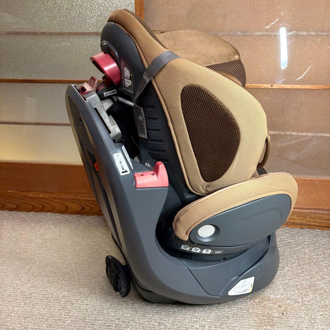 Aprica 型式フラディア93056 回転式ベビーシート ブラウン フラディア